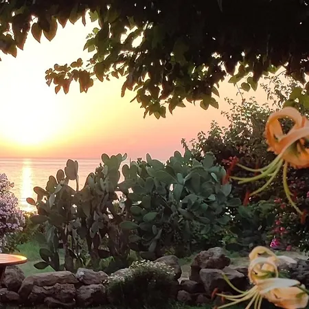 Con Giardino Vista Mare * San Marco di Castellabate